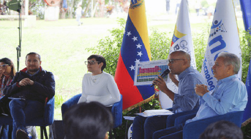 Este miércoles inicia la Feria de Estudio 2025 en toda Venezuela