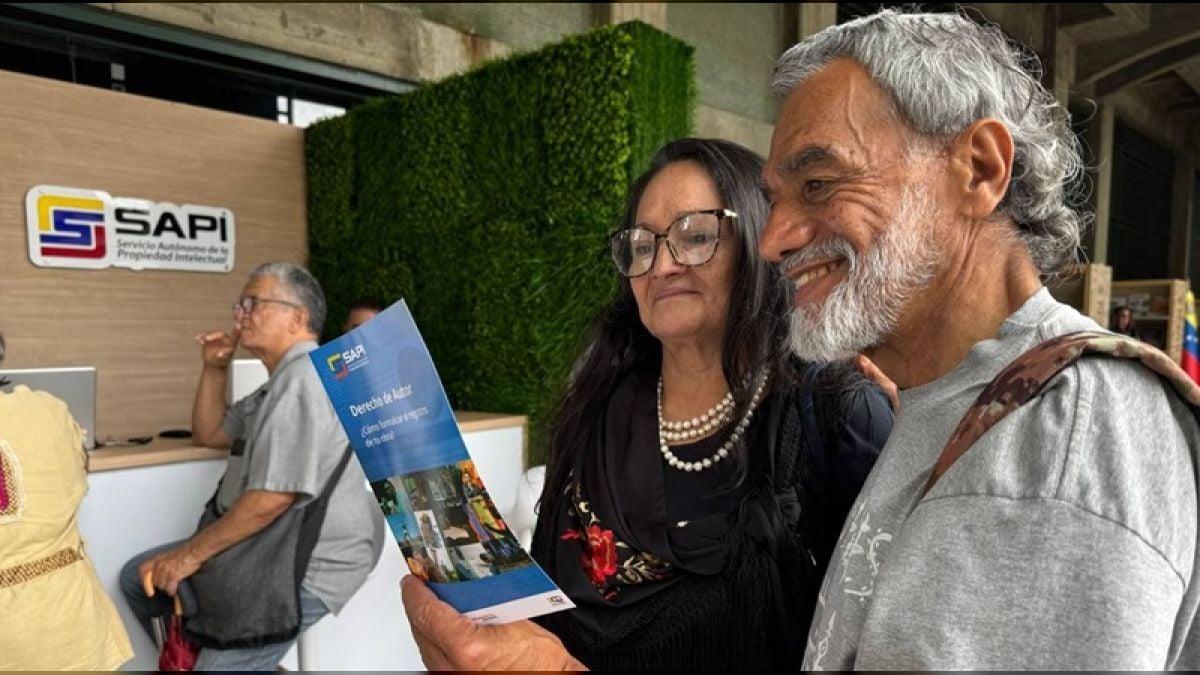 SAPI facilita trámite de derechos de autor durante la FILVEN 2025