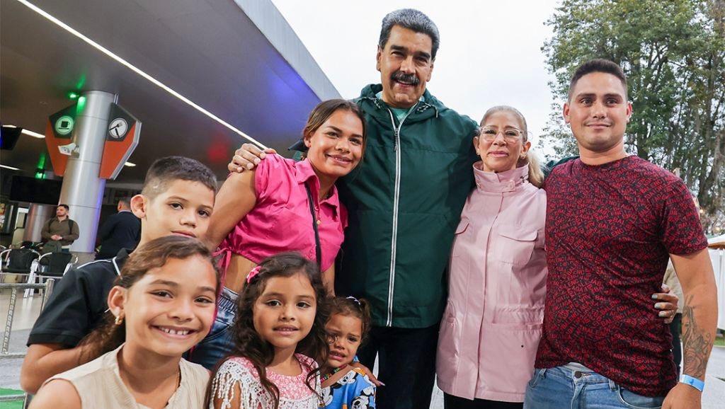Presidente Nicolás Maduro: Nueva campaña electoral consolidará la democracia de Venezuela  este 27J