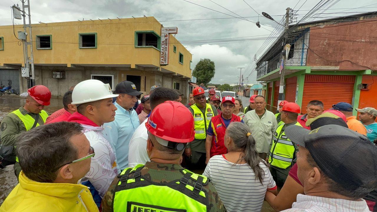 Gobierno despliega operativo por emergencias climáticas en Barinas