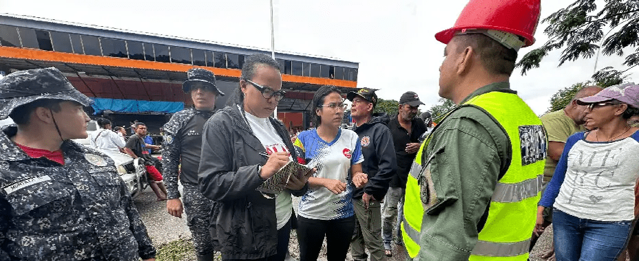 Asistidos integralmente damnificados por lluvias en Barinas