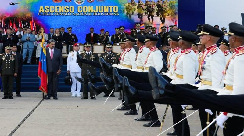 Nuevos oficiales militares juran defender a Venezuela con honor y sacrificio