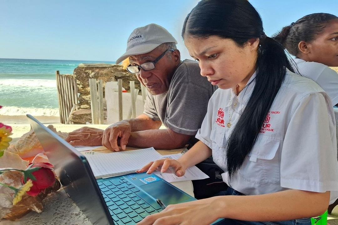 Mintur entrega Registro Turístico Nacional a emprendedores comunitarios