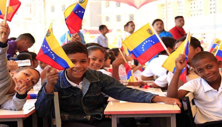 Ministro Héctor Rodríguez anuncia fecha de inicio del nuevo año escolar