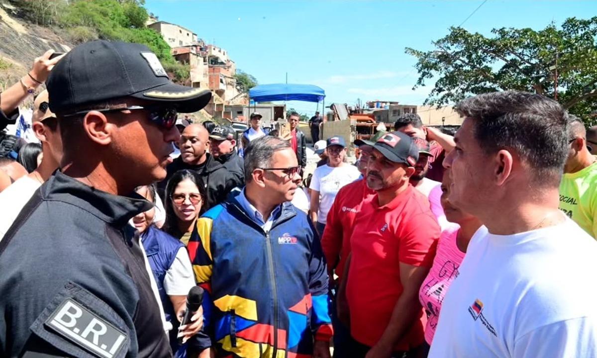 Gobierno nacional supervisa avances de obras públicas en Corredor Caracas-La Guaira