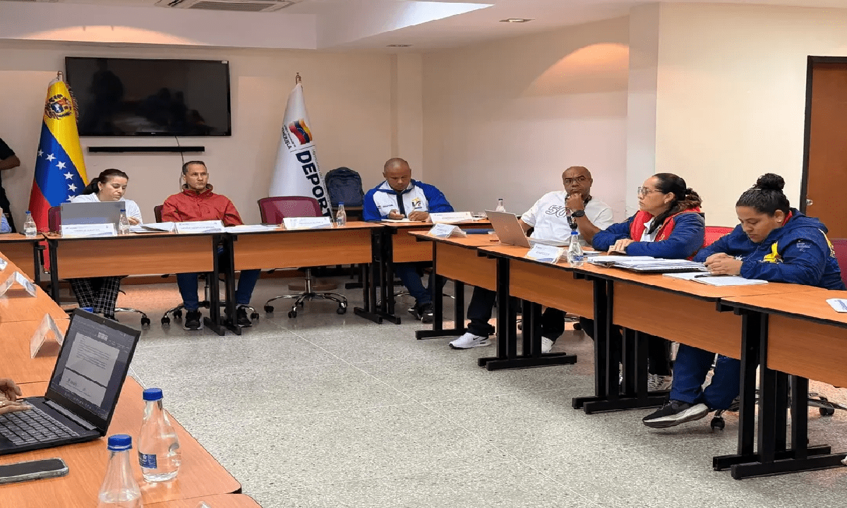 Deportes de conjunto presentan plan estratégico 2026 con miras a competencias internacionales