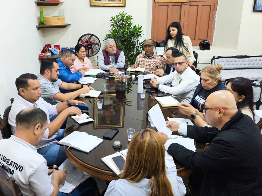 Consejo Legislativo Tachirense ratifica institucionalidad y respaldo al presidente Maduro
