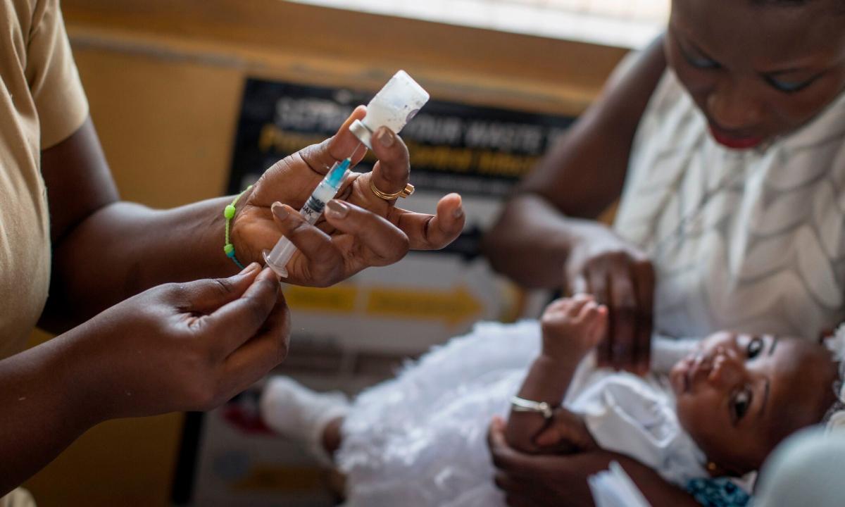 Vacunas contra la malaria redujeron el fallecimiento infantil en Ghana