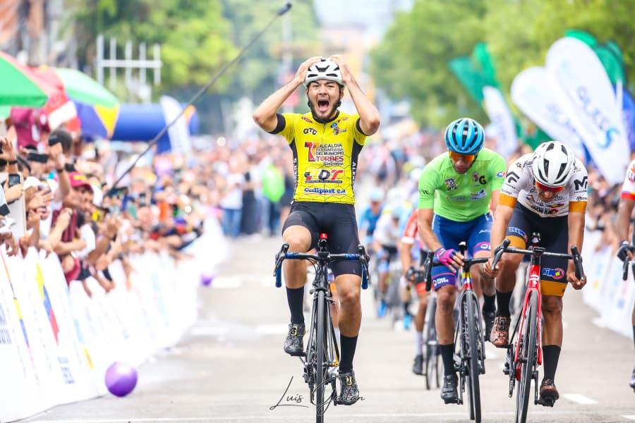Jad Sair Colmenares ganó la etapa 3 de la Vuelta al Táchira 2026