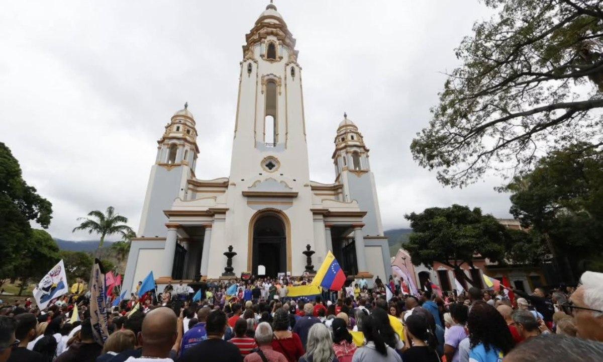 En Caracas movimientos sociales exigieron liberación del presidente Maduro