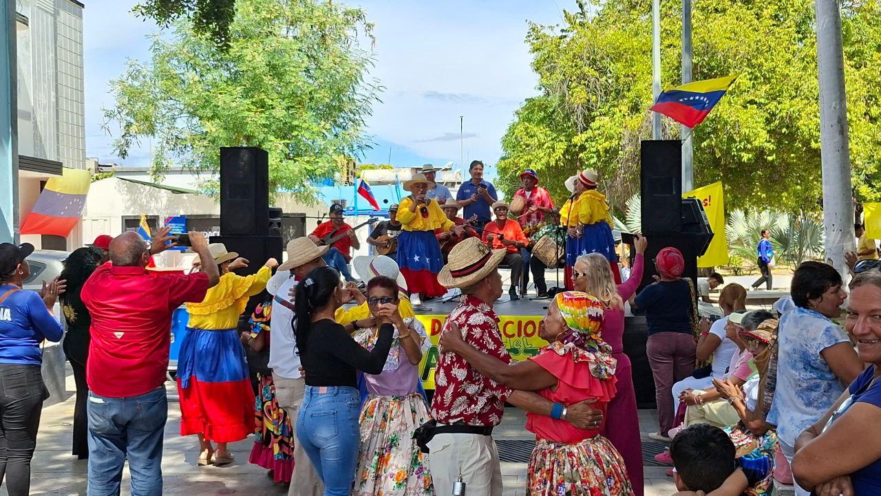 Sector cultural de Sucre reafirma su lealtad al proceso revolucionario