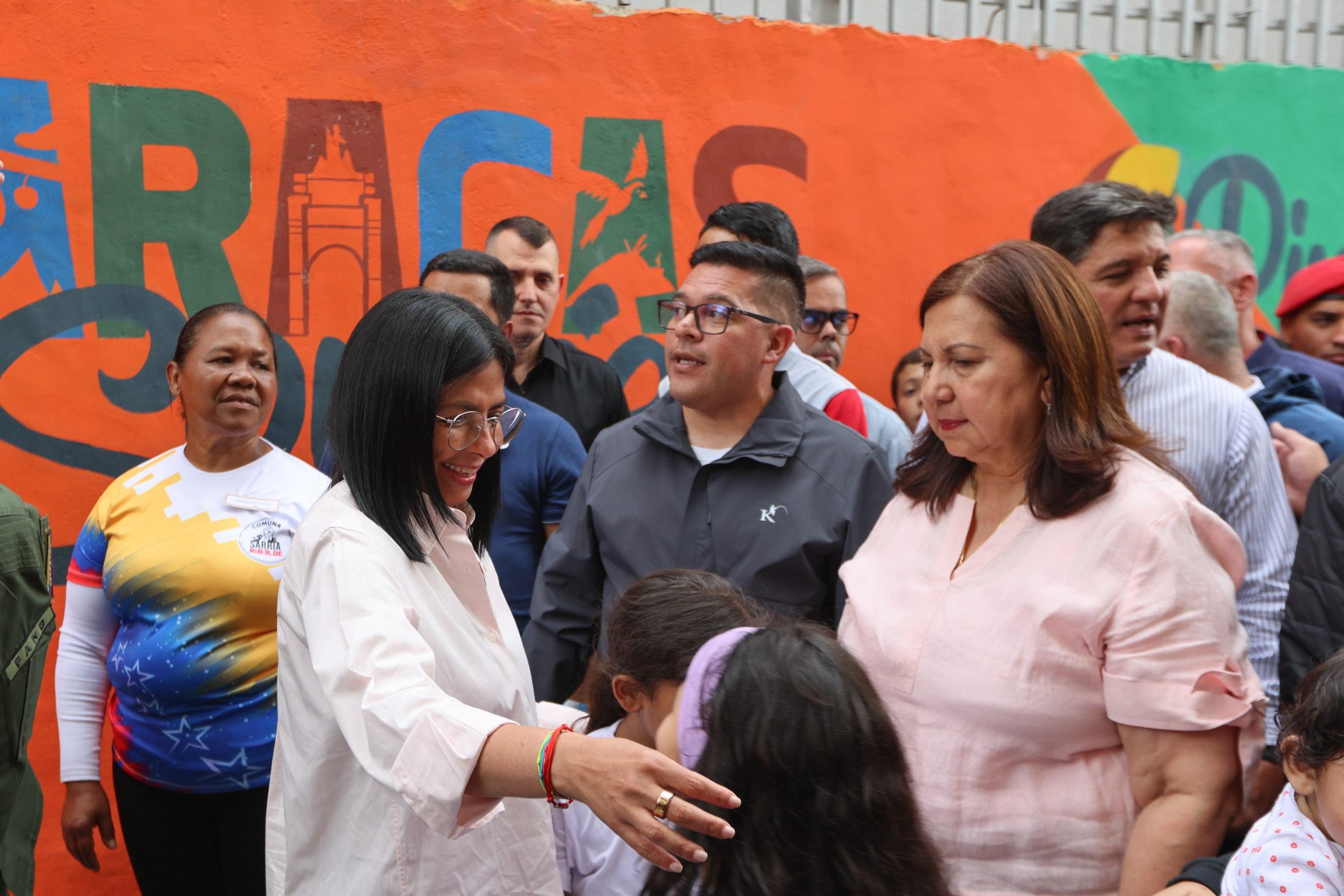 Inauguran oficina presidencial en la Comuna Sarría Rebelde para gobernar junto al pueblo