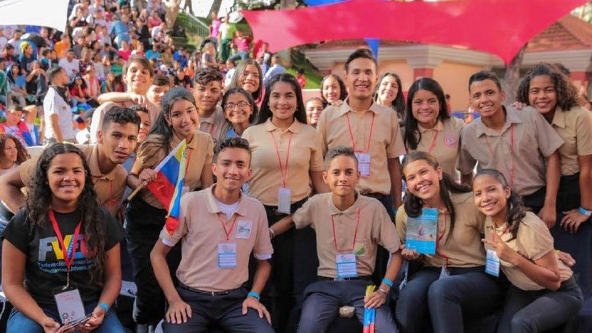 Ministro Cabello: La educación comenzó a ser obligatoria, gratuita y de calidad en revolución