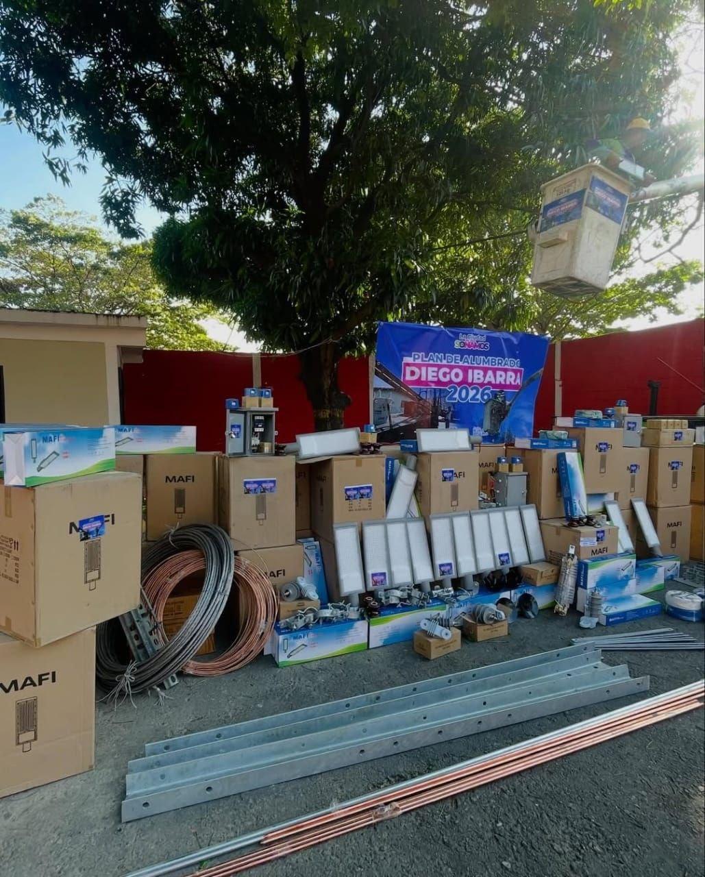 Plan de alumbrado atenderá a más de 25 comunidades en Diego Ibarra