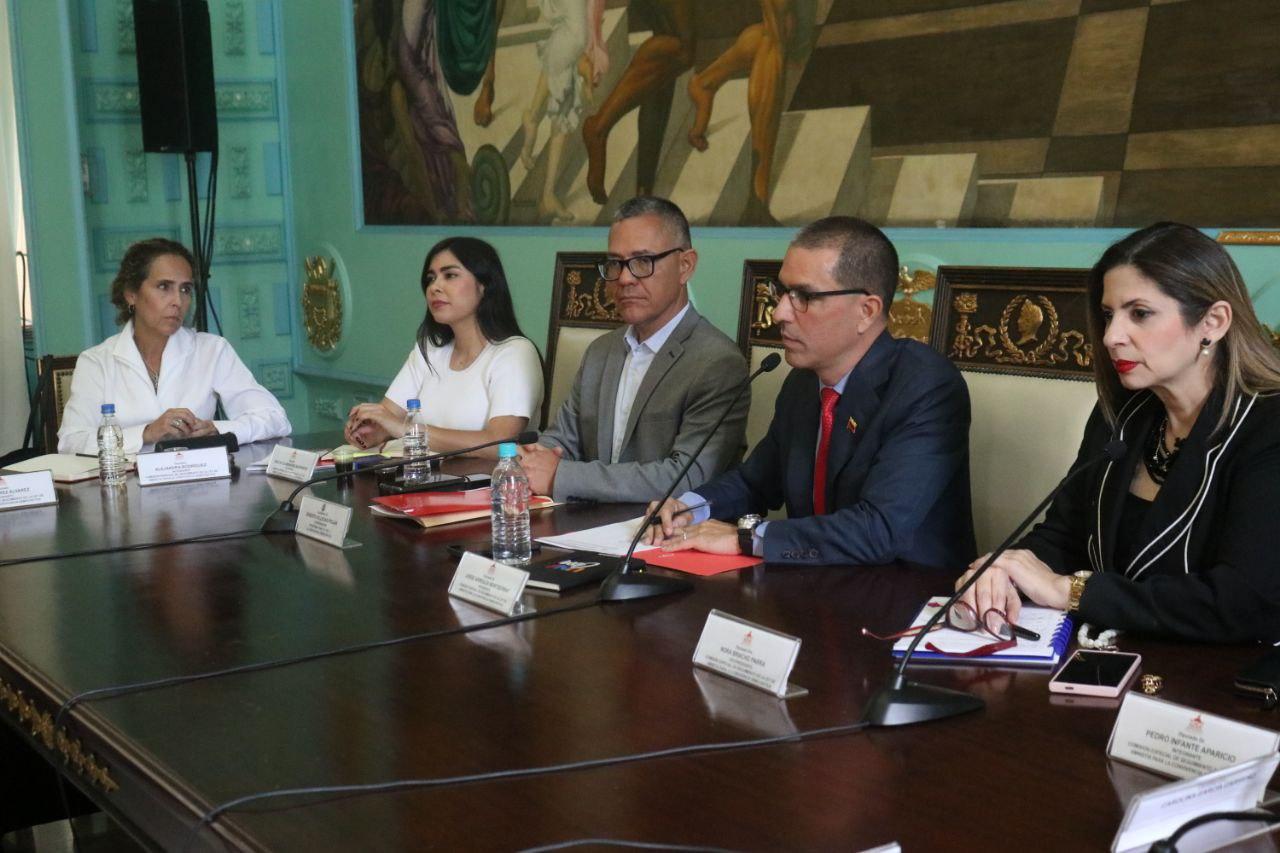 Programa por la Convivencia y la Paz consigna base de datos a Comisión Especial de Seguimiento de Ley de Amnistía