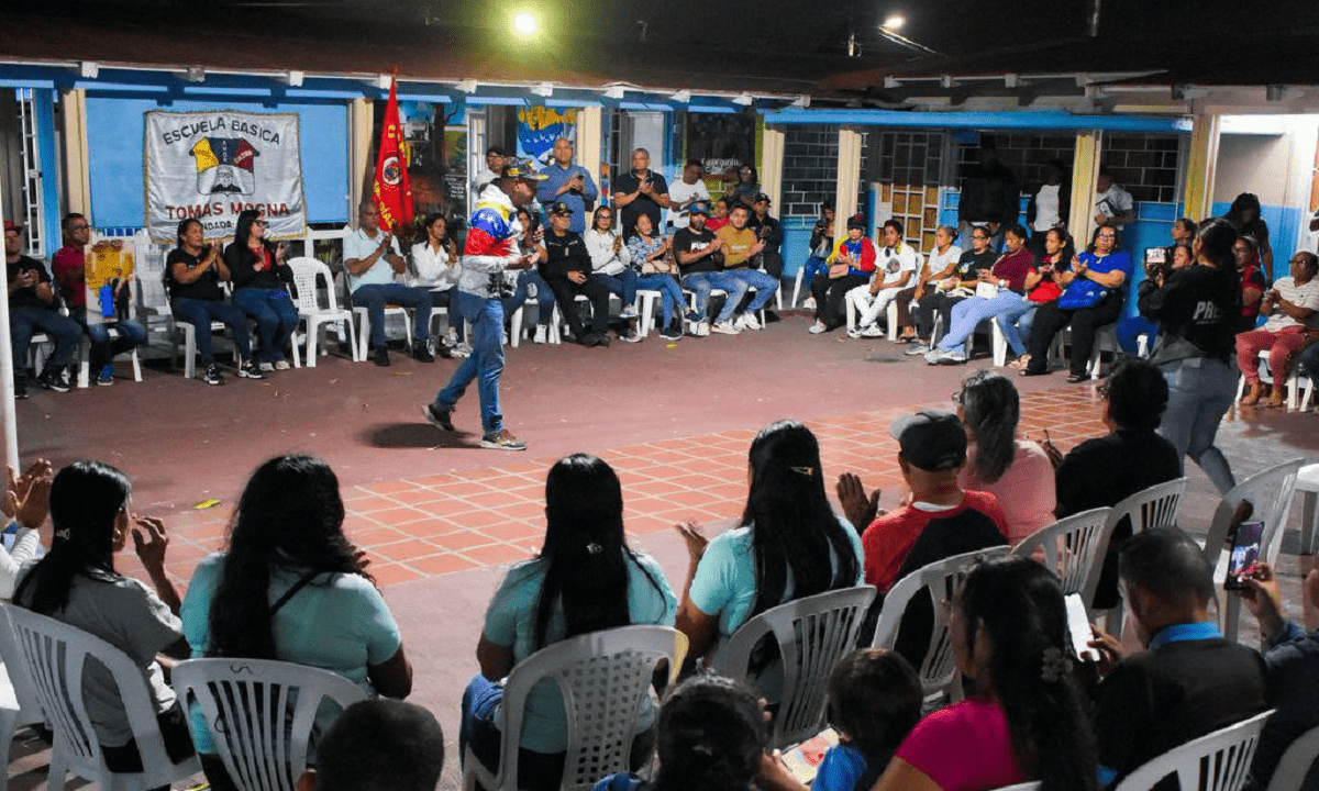 Entregan financiamiento a proyectos ganadores de la Consulta Popular en Sotillo