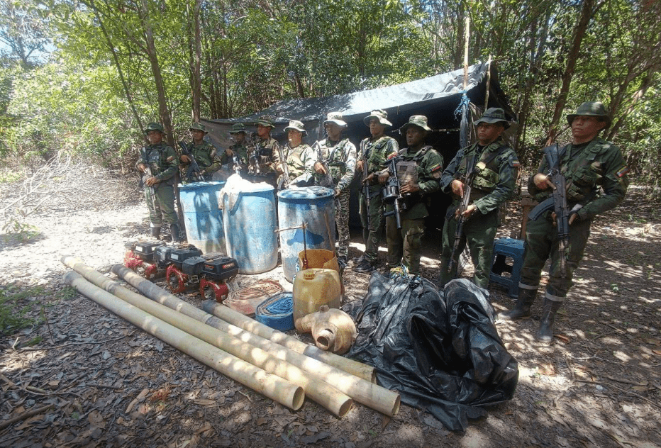 Efectivos de la FANB destruyen material de minería ilegal en estado Amazonas