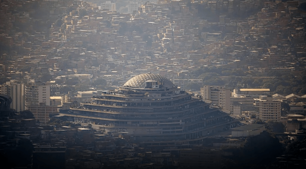 Ministerio de Obras Públicas recupera infraestructura del Helicoide