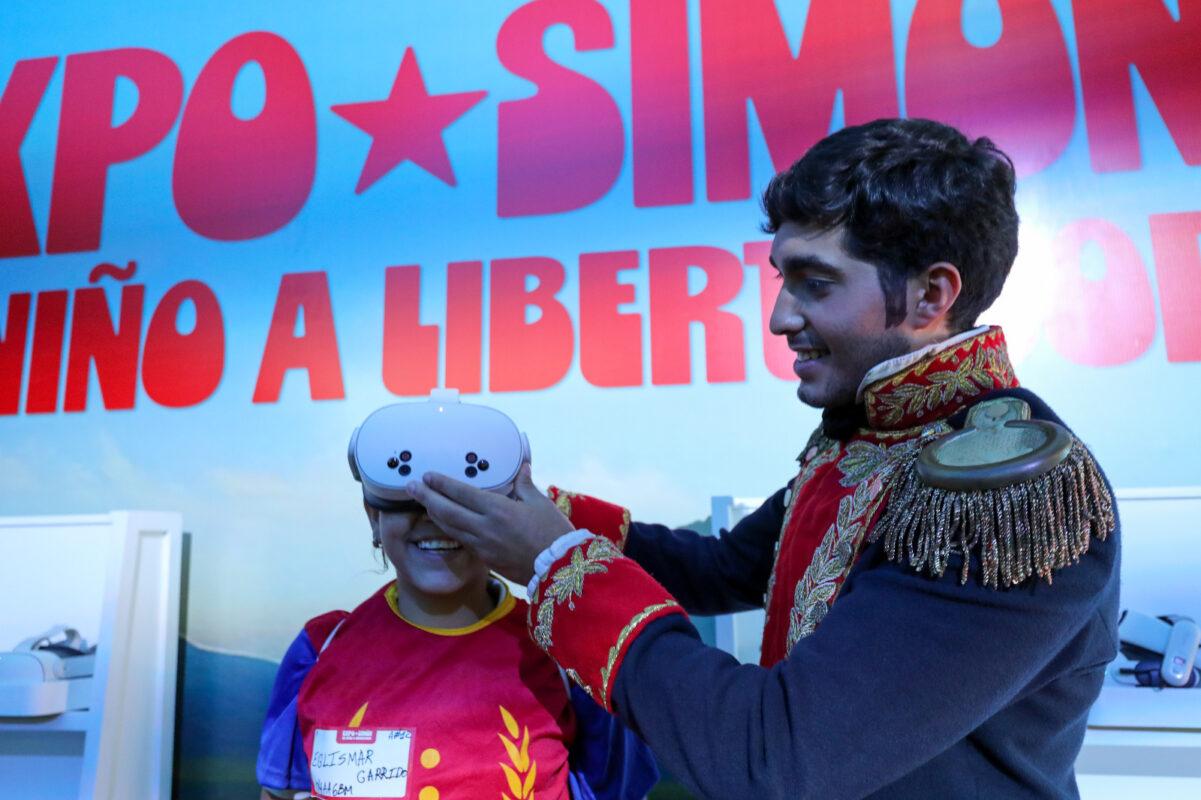 Últimos días para disfrutar “Expo Simón” y “Niños en el Espacio”
