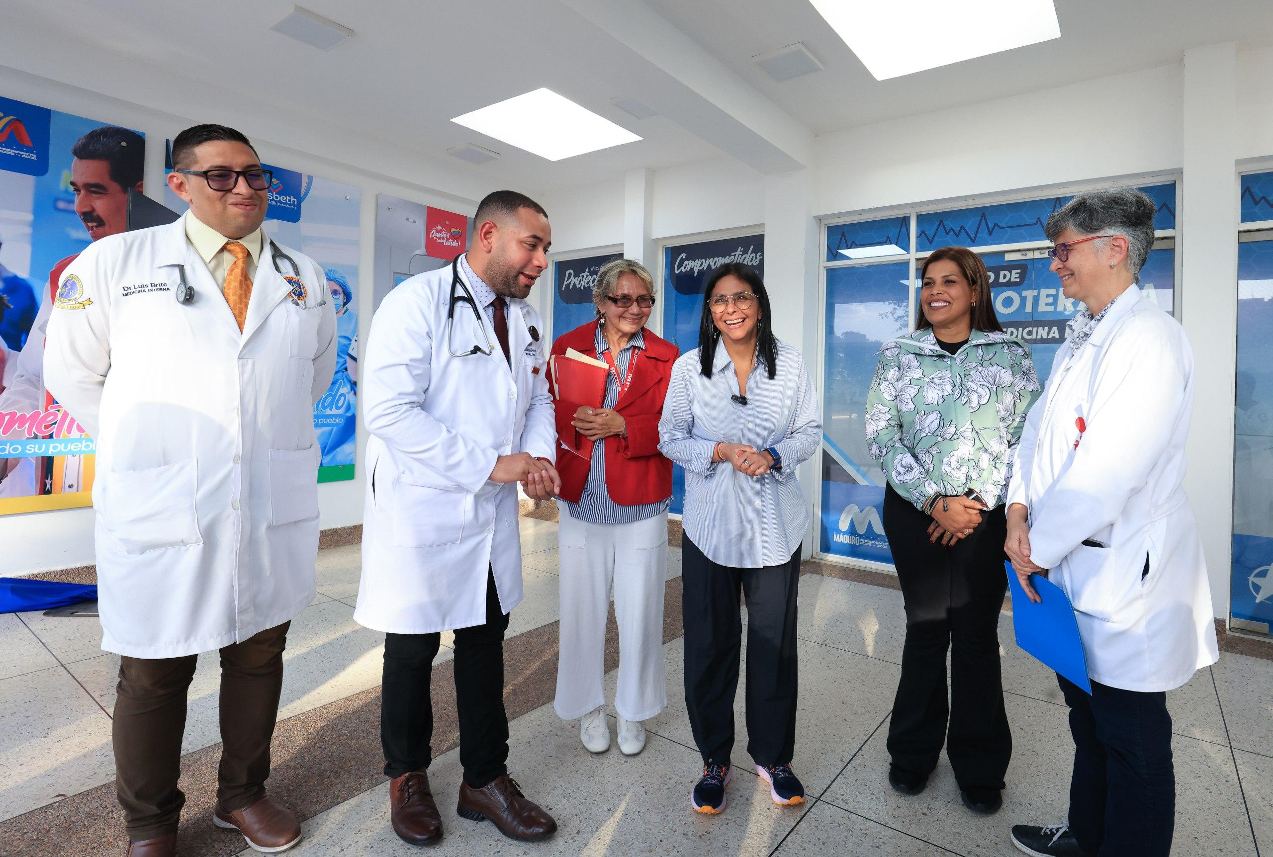 Ejecutivo Nacional supervisa Unidad de Radioterapia y Medicina Nuclear en Bolívar