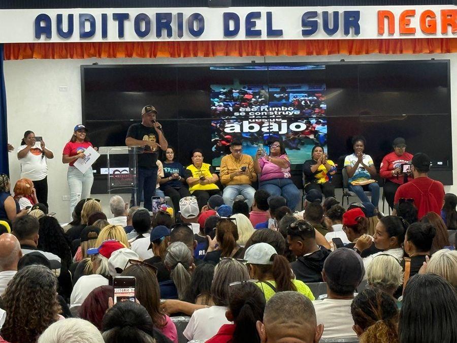 Carabobo lanzó campaña nacional rumbo a Consulta Popular del 8M
