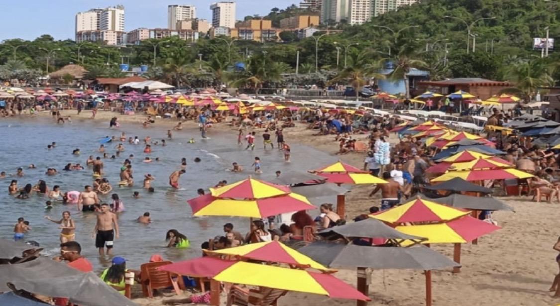 La Guaira reporta 100% de ocupación en balnearios