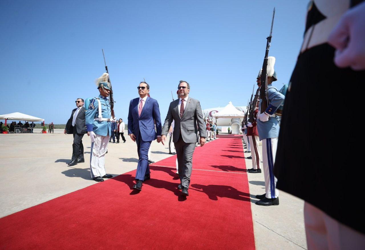 Primer ministro de Catar llega a Venezuela para fortalecer cooperación