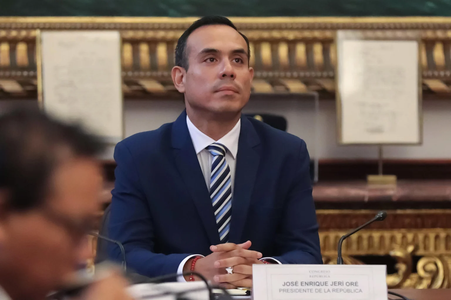 Congreso de Perú destituye al presidente interino José Jerí