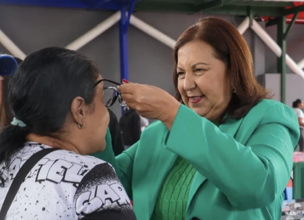 Operación Caracas Sonríe entrega más de 1.000 lentes correctivos en Caracas