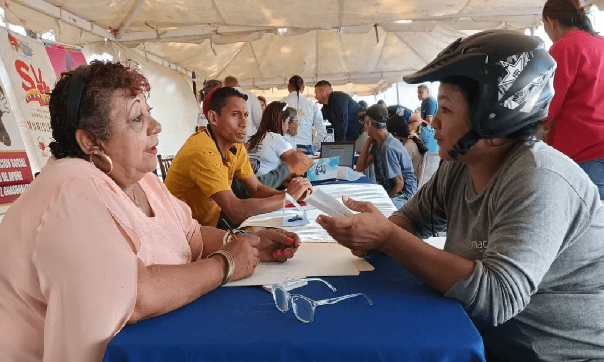TSJ Móvil brinda atención a habitantes de El Amparo en Apure