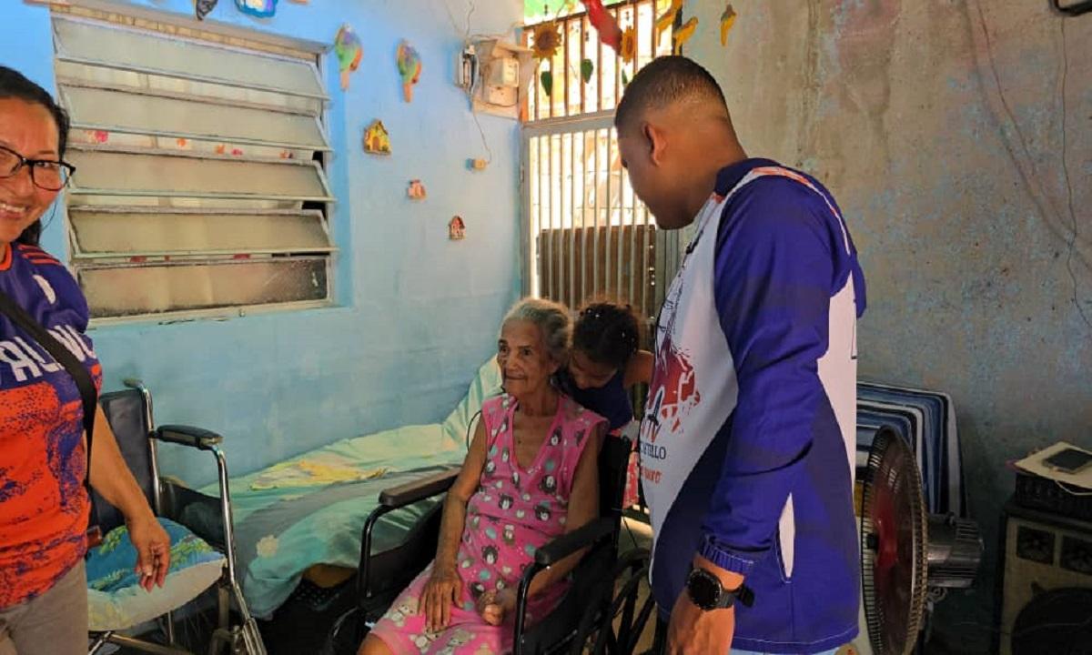 Entregan ayudas técnicas a familias de la parroquia Miguel Peña de Valencia