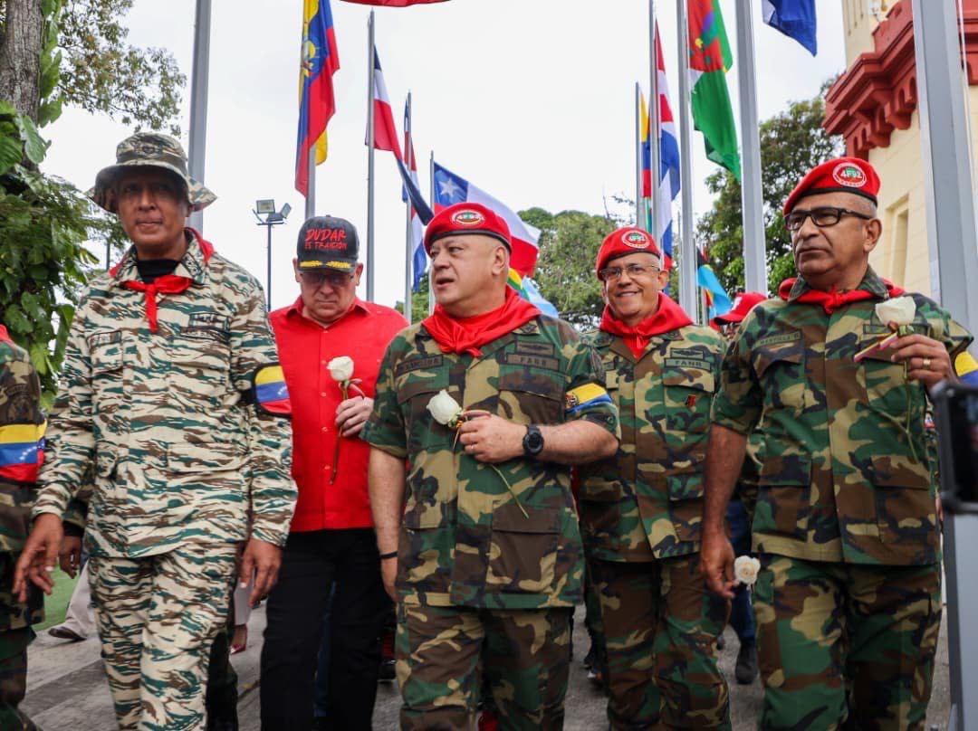 Combatientes del 4F rinden homenaje al Comandante Hugo Chávez en el Cuartel de la Montaña