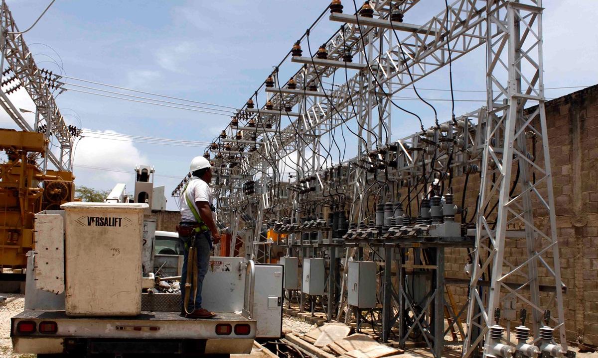 Ejecutan mantenimiento preventivo en corredores eléctricos de Carabobo