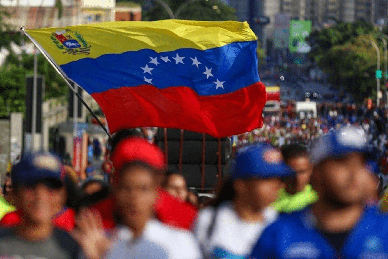 Pueblo venezolano se moviliza este martes para exigir liberación del Presidente Nicolás Maduro y Cilia Flores