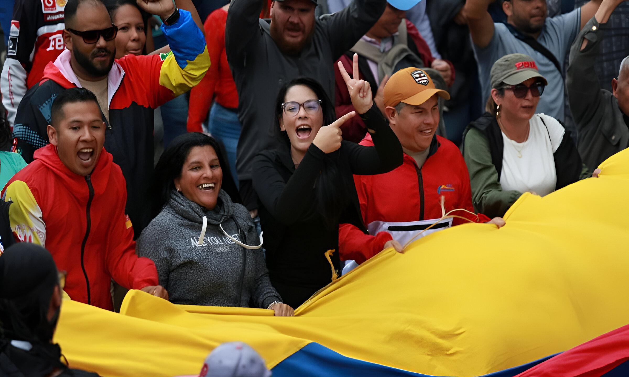 Trabajadores marchan en respaldo a la acciones de la presidenta encargada Delcy Rodríguez