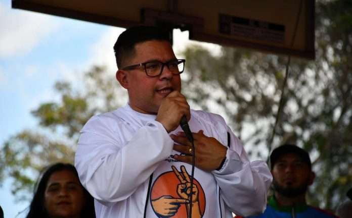 Nahum Fernández calificó de éxito celebración del Carnaval en Caracas