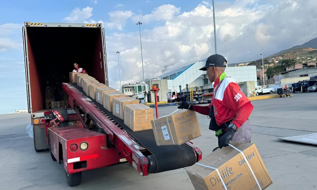 Llega a Venezuela lote de medicamentos de alto costo para pacientes oncológicos