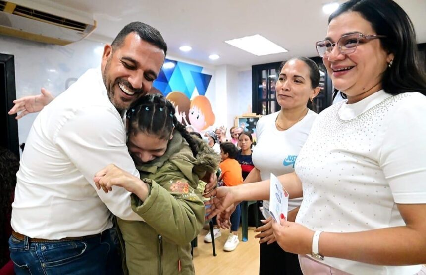 Entregan más de 376 mil dólares en ayudas para tratamientos de alto costo en La Guaira