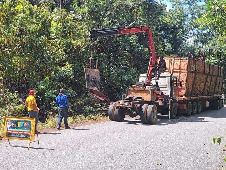 Gobernación de Guayana Esequiba despeja 80 toneladas de chatarra en la Sierra de Lema