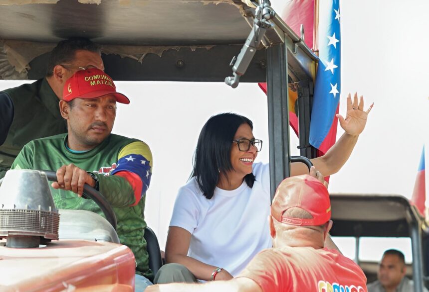 Presidenta (E) Delcy Rodríguez destacó masiva participación en 1ra Consulta Popular Nacional 2026