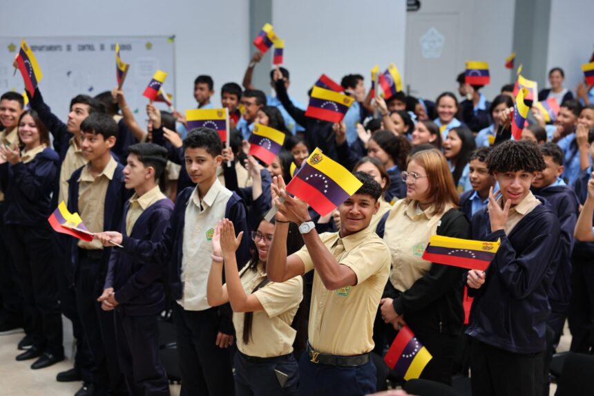 Ejecutivo Nacional instruye a empresas del Estado otorgar pasantías a estudiantes