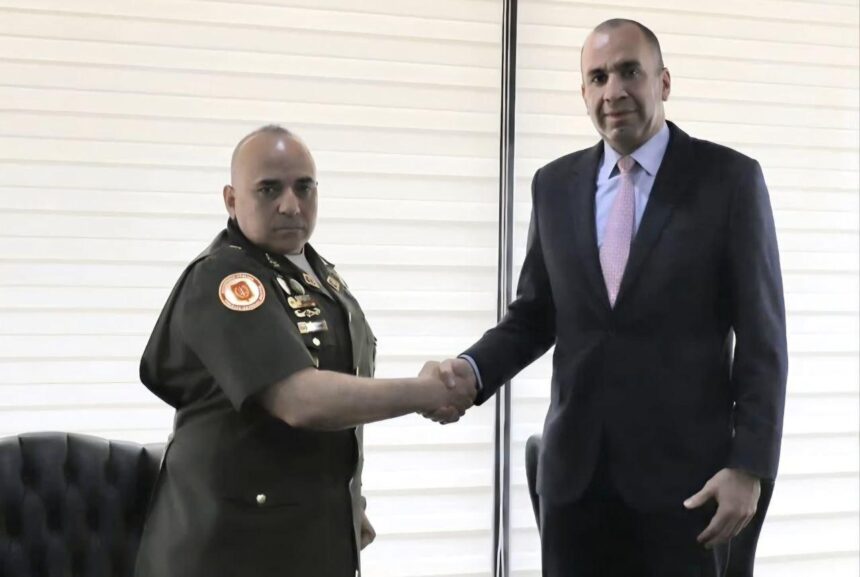 Fiscal (E) se reunió con el fiscal general militar para coordinar acciones