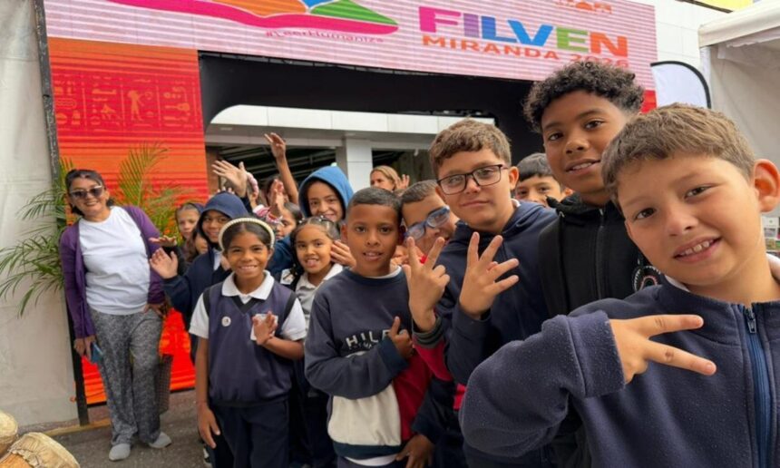 Filven Miranda 2026 reunió amplia muestra literaria para el público asistente