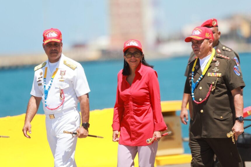 Presidenta (E) Delcy Rodríguez ratifica compromiso del nuevo Alto Mando Militar con el legado del Libertador