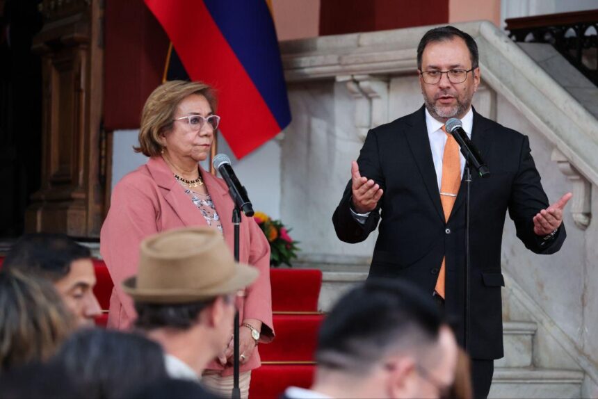 Cancilleres de Venezuela y Colombia anuncian reunión de Vecindad Binacional para 23 y 24 abril en el Zulia