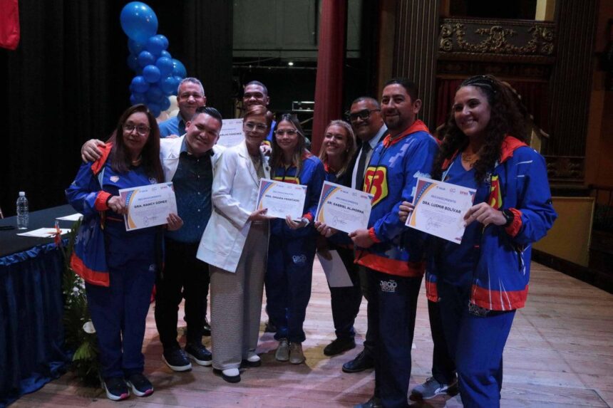 Médicos carabobeños recibieron reconocimientos en su día