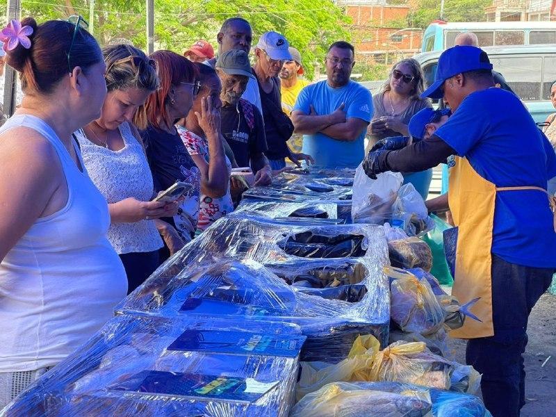 Distribuyen 10 toneladas de pescado en La Guaira durante Semana Santa 2026