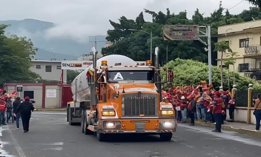 Primera exportación GLP de Venezuela cruzó el puente Simón Bolívar para Colombia