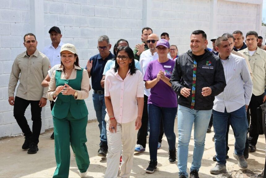 Democracia participativa y protagónica es el camino afirma presidenta (E) Delcy Rodríguez