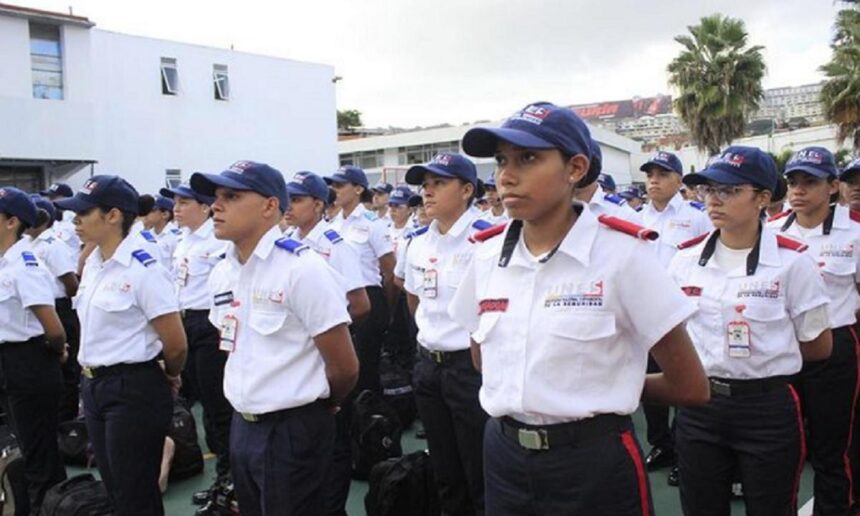 UNES capacita a 132 estudiantes en Uso Táctico de la Fuerza Policial en Miranda